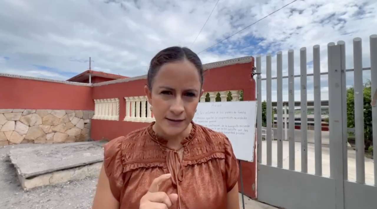 Entregan lentes gratuitos a 130 estudiantes de Puente de Ixtla tras campaña de salud visual