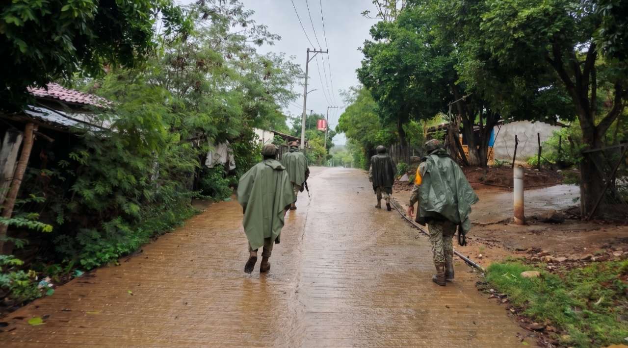 Gobierno refuerza acciones preventivas ante la depresión tropical Dos-E y posible ciclón en el Pacífico