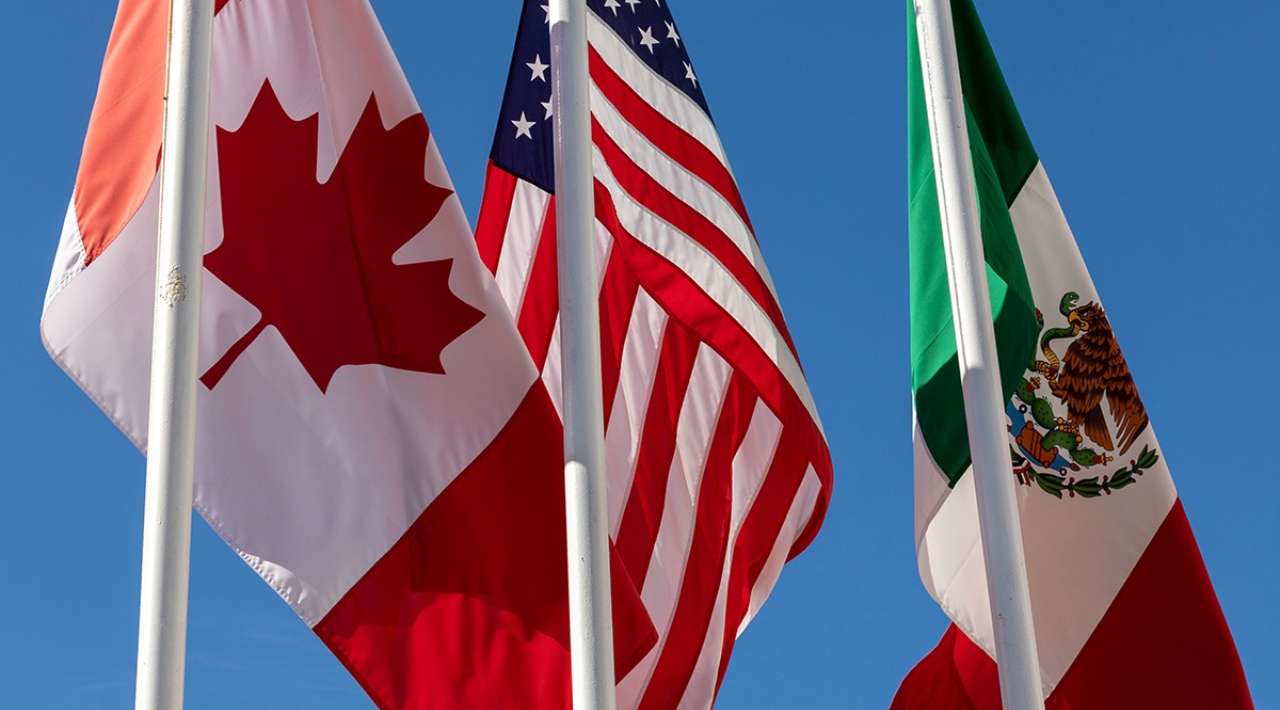Sheinbaum defiende el T-MEC y afirma que beneficia a México, EU y Canadá