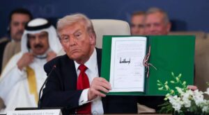 EE.UU. e Irán firman acuerdo para poner fin a la Guerra
