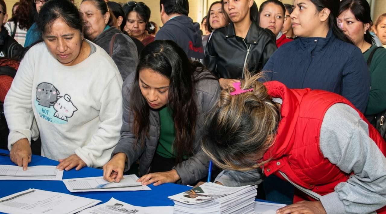 SEP reporta entrega de más de 12.8 millones de becas a estudiantes en todo el país