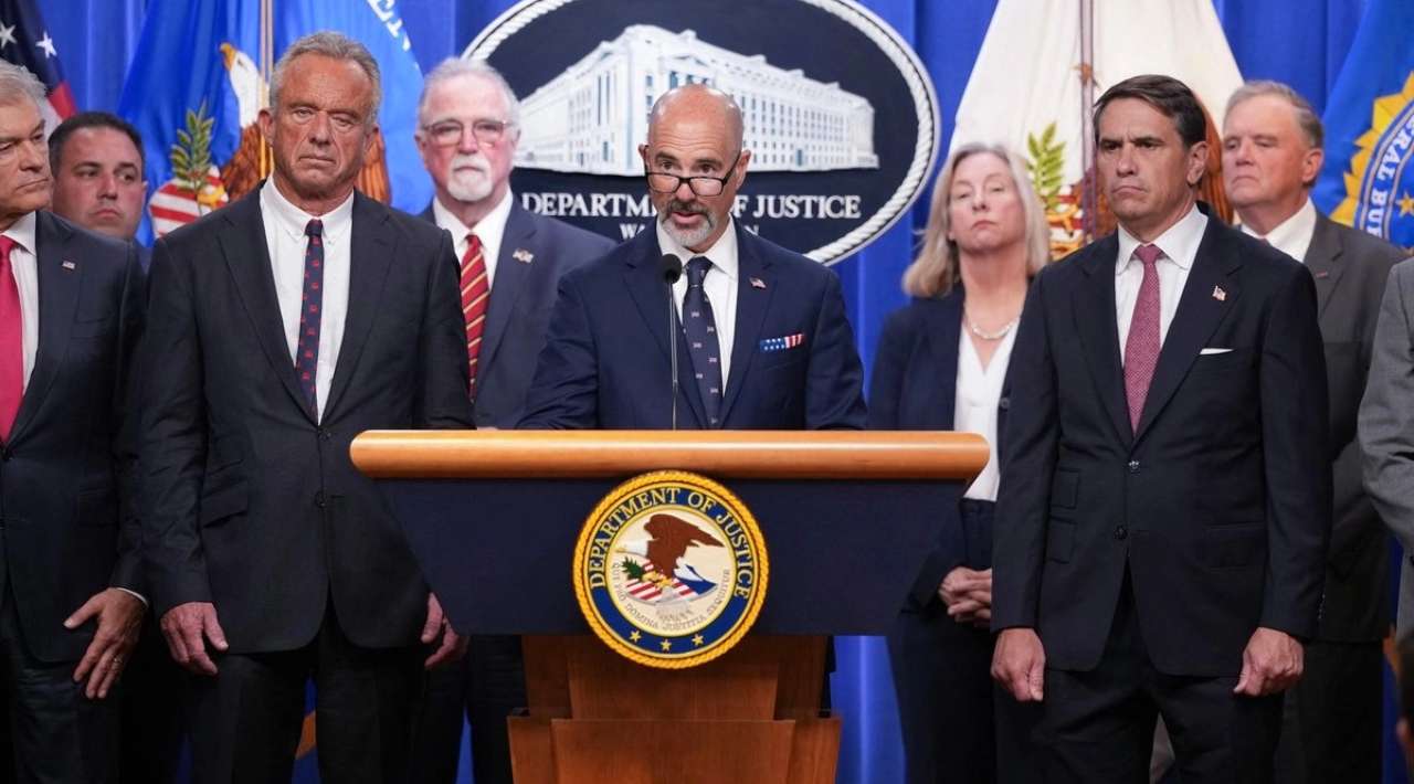 DEA afirma que cárteles mexicanos son prioridad en la lucha contra el fentanilo
