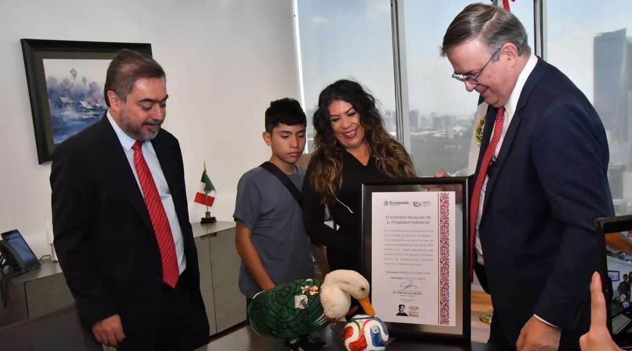 IMPI otorga registro de marca a “Pato Merlín”, mascota de una familia mexicana