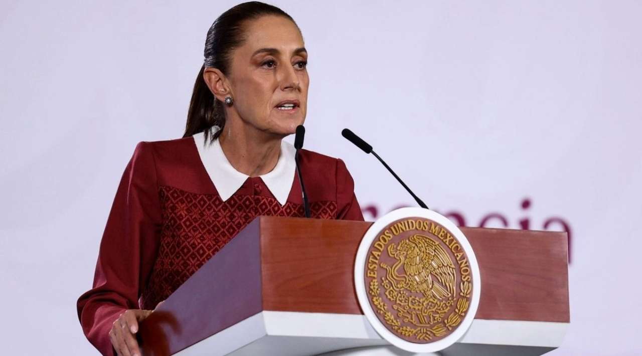 Sheinbaum propone abrir debate nacional sobre regulación de redes sociales e inteligencia artificial