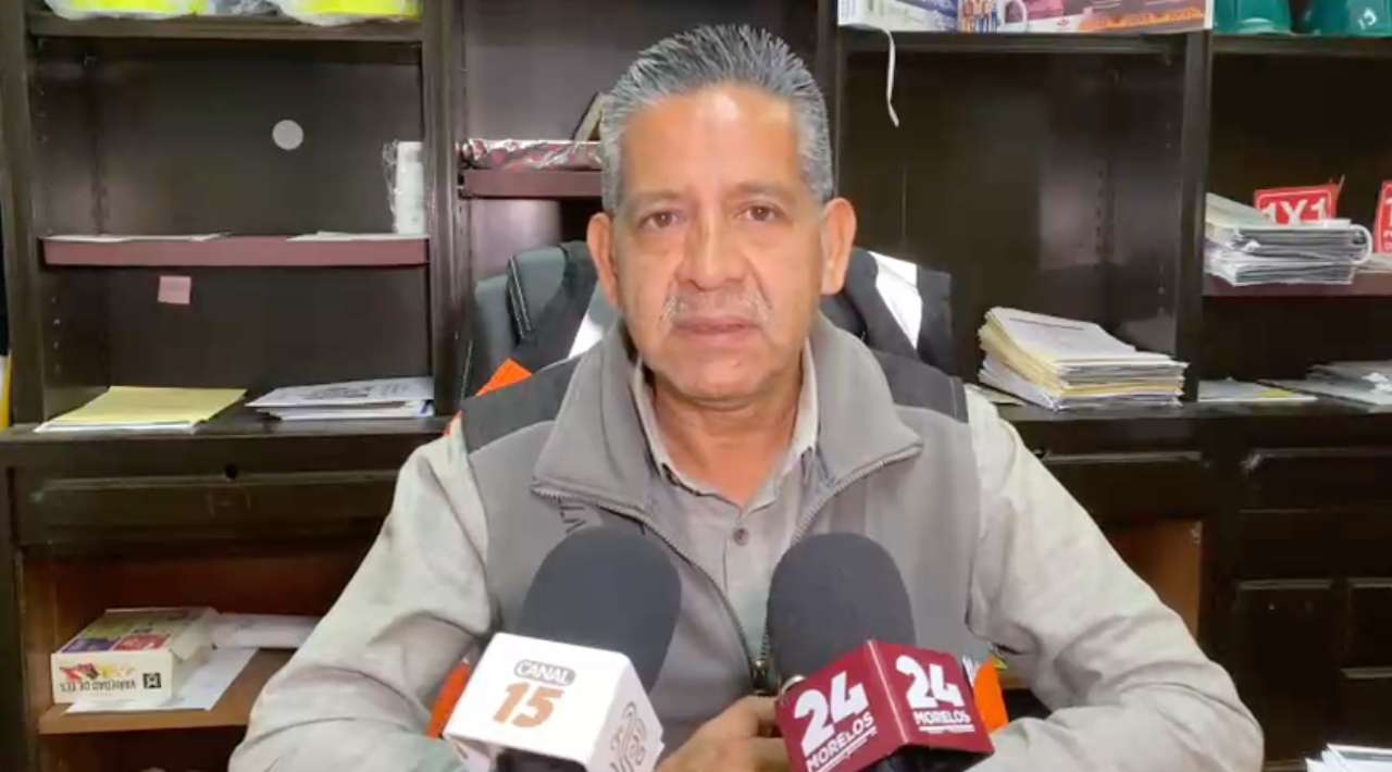 Lluvias provocan caída de árboles y daños menores en Cuernavaca