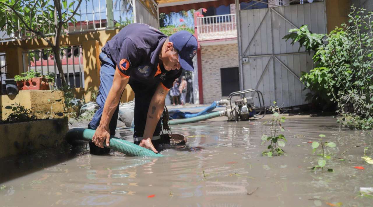 Primeras lluvias dejan casas, inundadas en Zacatepec
