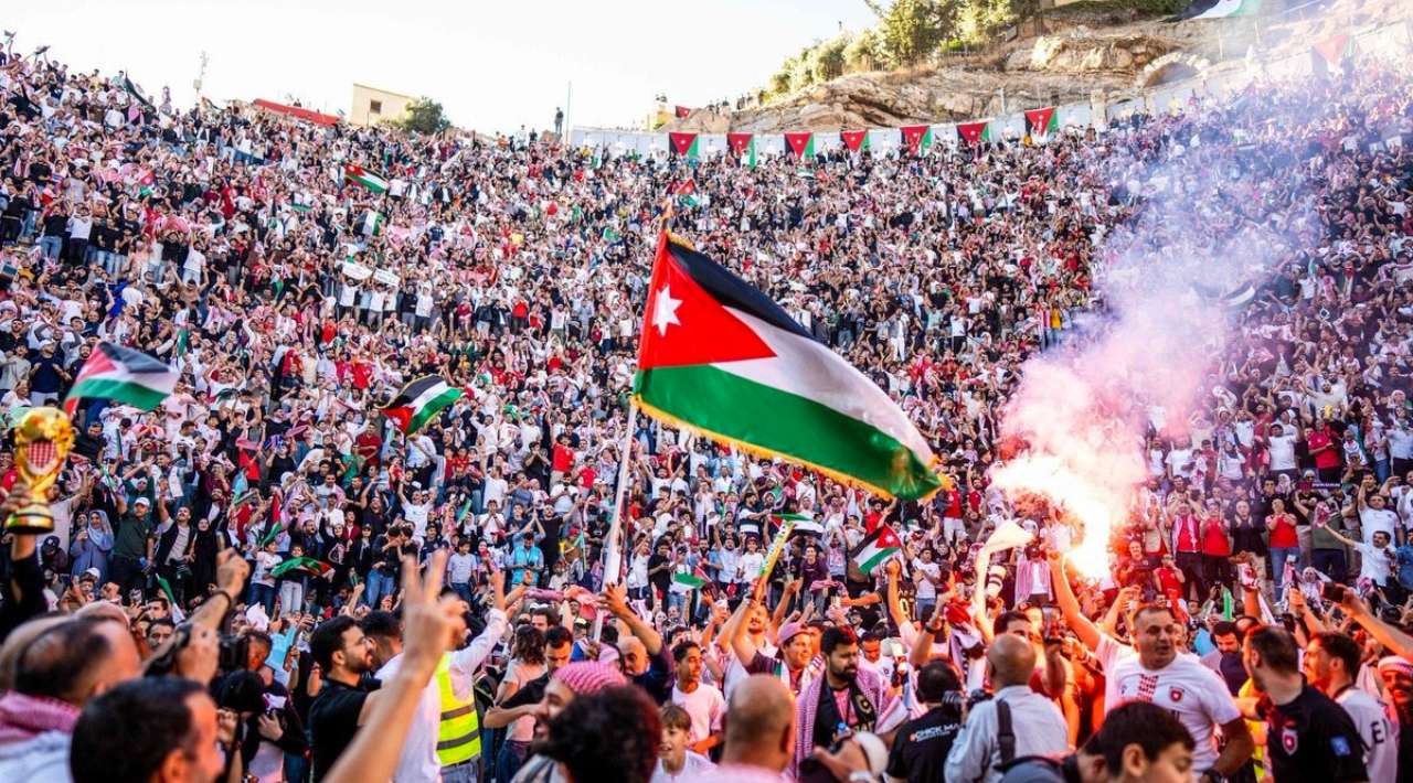 Estampida durante transmisión del Mundial en Jordania deja un muerto y ocho heridos