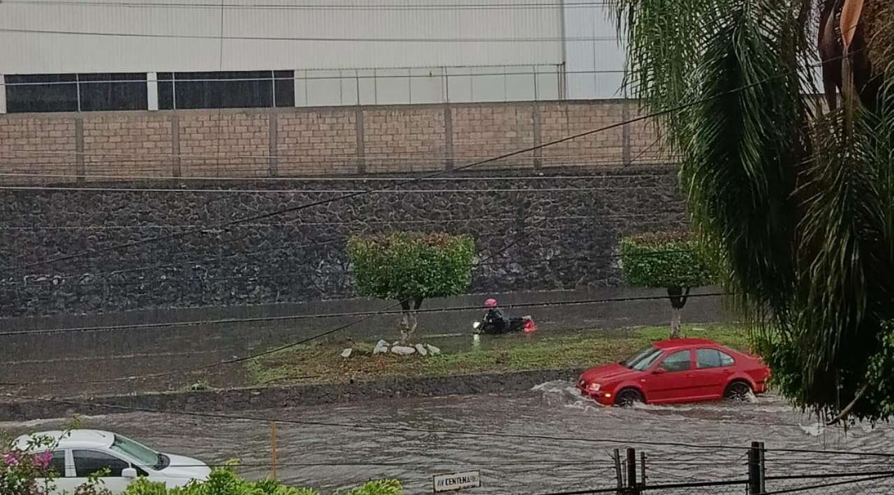 Lluvias provocan afectaciones viales en Jiutepec