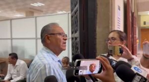 TAXISTAS PIDEN PRÓRROGA PARA REFRENDO Y MANTENER EXENCIÓN DE TENENCIA