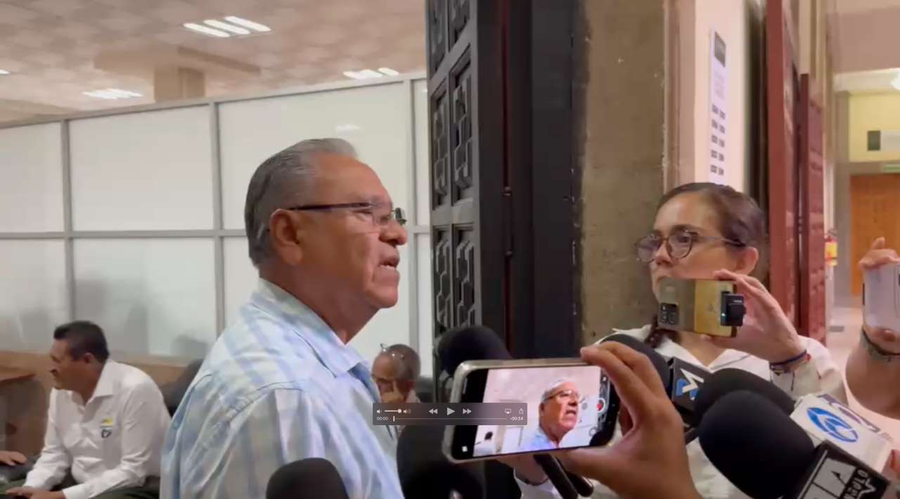 TAXISTAS PIDEN PRÓRROGA PARA REFRENDO Y MANTENER EXENCIÓN DE TENENCIA