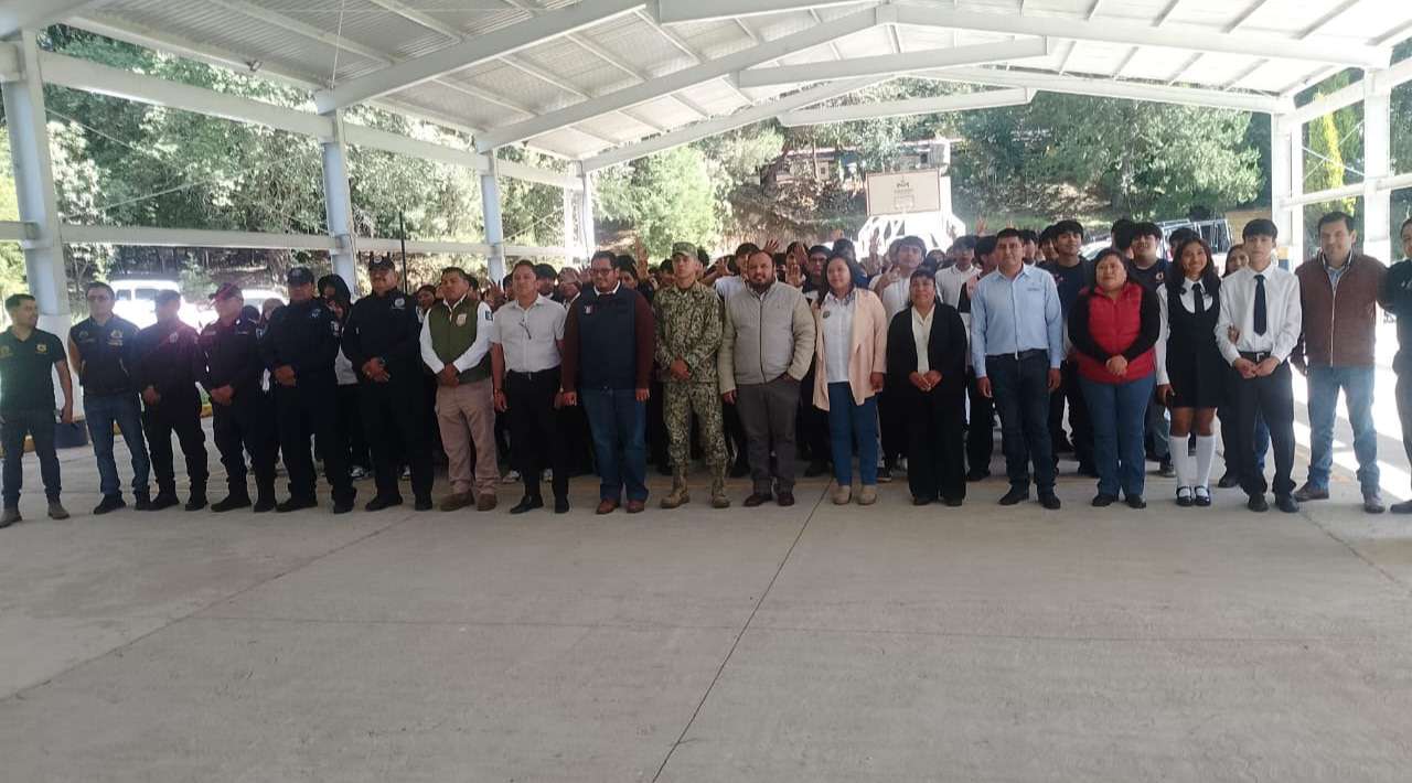 Realizan Jornada por la Paz en Hueyapan para prevenir conductas de riesgo entre estudiantes