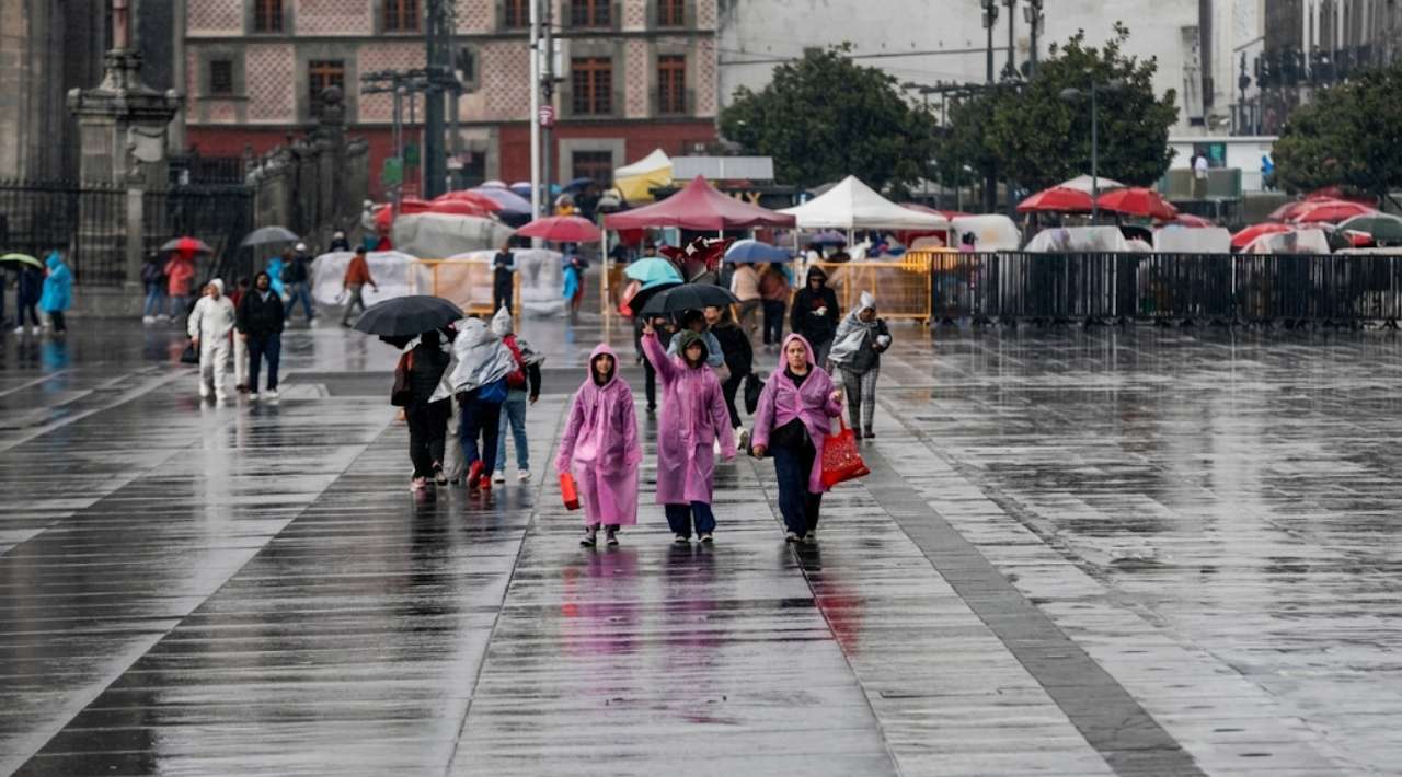 Protección Civil alerta por lluvias intensas y alto oleaje en gran parte del país