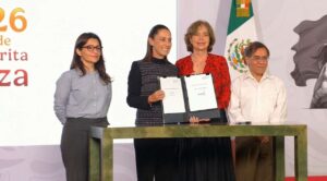 Por decreto se convierte al INEHRM en centro público de investigación y educación superior