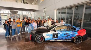 Alumnos de la UTEZ realizan visita académica a planta automotriz de alta gama