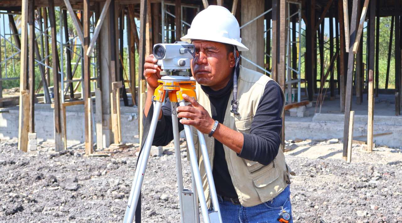 Secretaría de Infraestructura reconoce la labor de ingenieros en su día