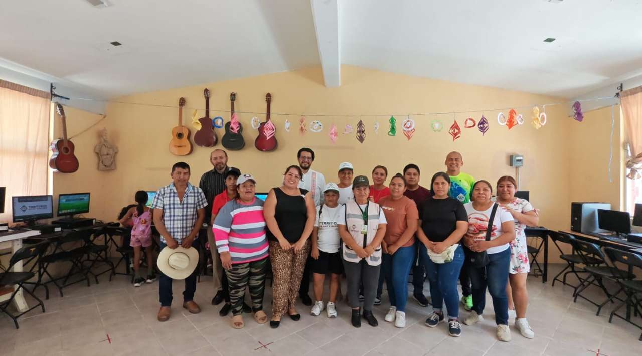 Morelos equipa 35 escuelas con internet y software educativo para reducir la brecha digital