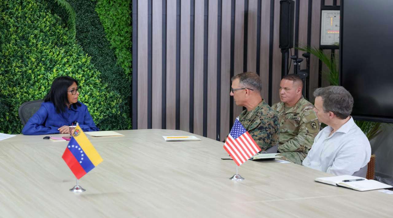 Comando Sur de EE. UU. y Venezuela coordinan apoyo para la reconstrucción tras los terremotos
