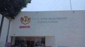 Renueva ISSSTE equipamiento del laboratorio clínico en hospital de Cuautla