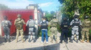 Catean casa en Miacatlán presuntamente utilizada para la venta de droga cristal