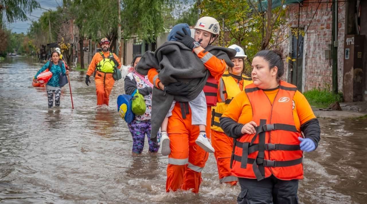 Perú declara estado de emergencia en 796 distritos por riesgo de lluvias asociadas a El Niño