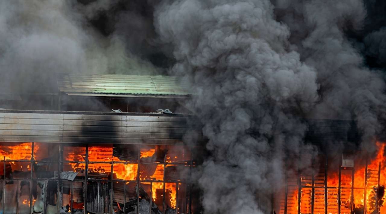Incendio en fábrica de calzado en China deja 28 muertos