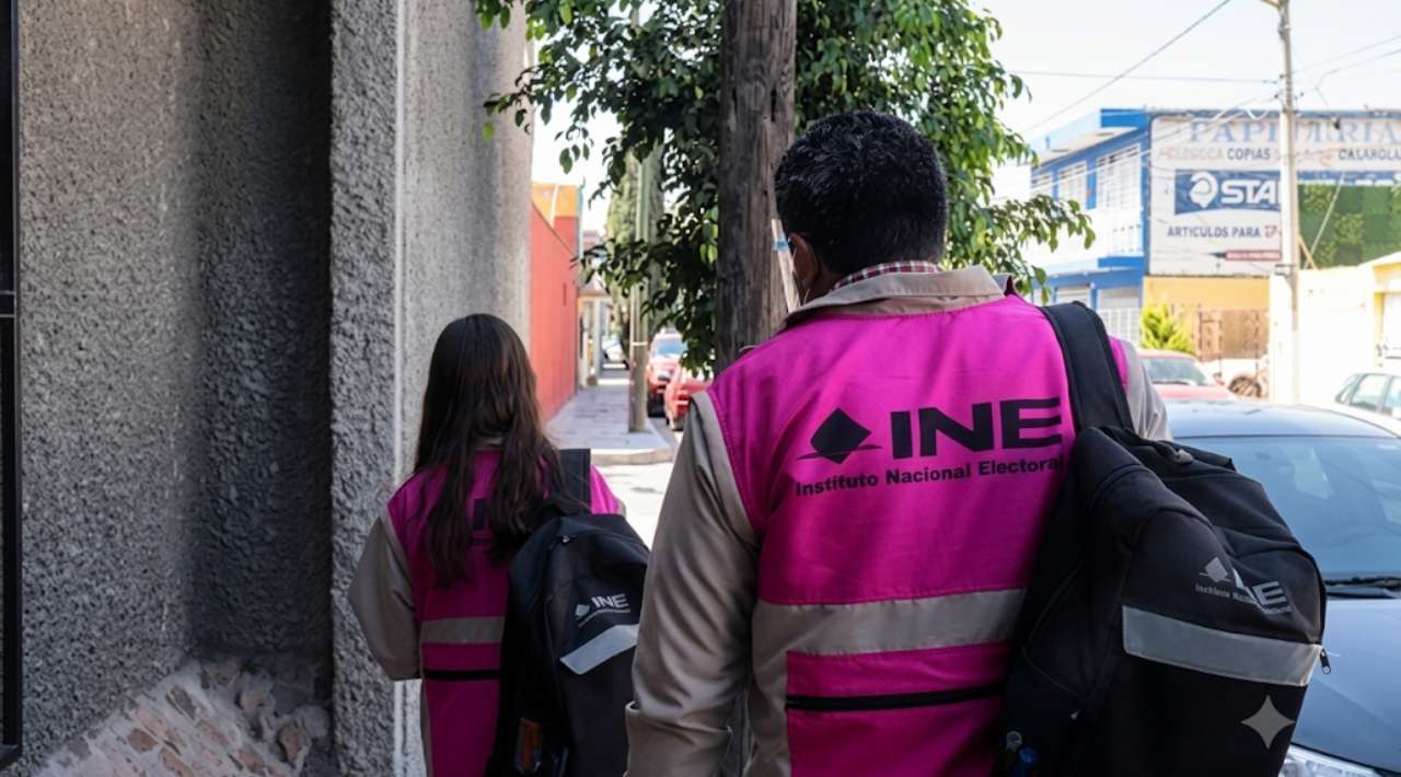 INE Morelos realiza 96 trámites domiciliarios para credencializar a personas con impedimento físico