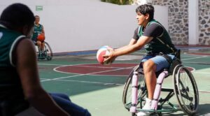 SEDIF impulsa taller gratuito de básquetbol en silla de ruedas para la inclusión de personas con discapacidad