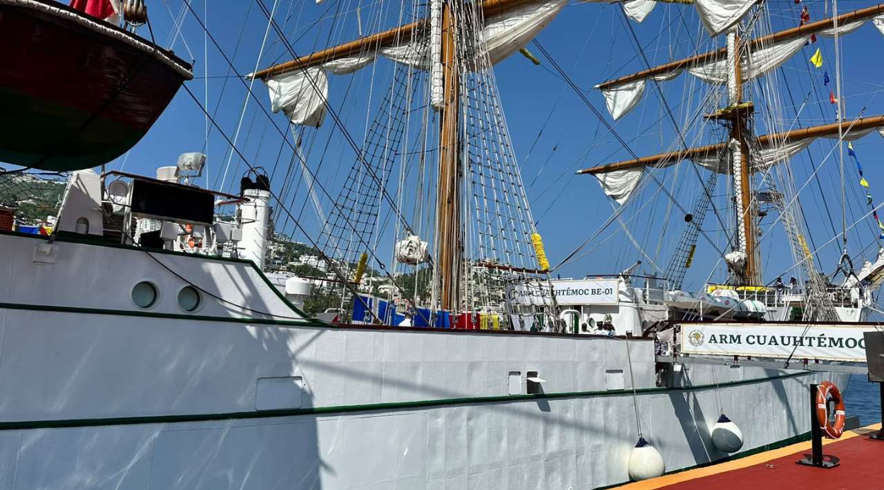 Buque Escuela Cuauhtémoc inicia crucero de instrucción