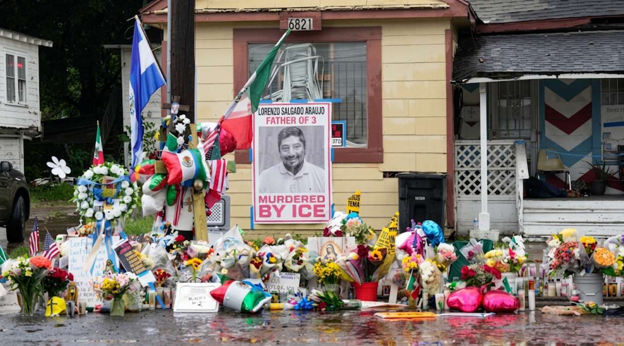 Amnistía Internacional respalda denuncias por 18 muertes de migrantes mexicanos bajo custodia de ICE