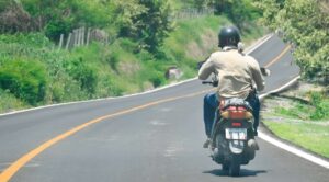 Gobernadora impulsa segunda etapa de rehabilitación del camino Mazatepec–Puente de Ixtla dentro del Circuito Tierra y Libertad