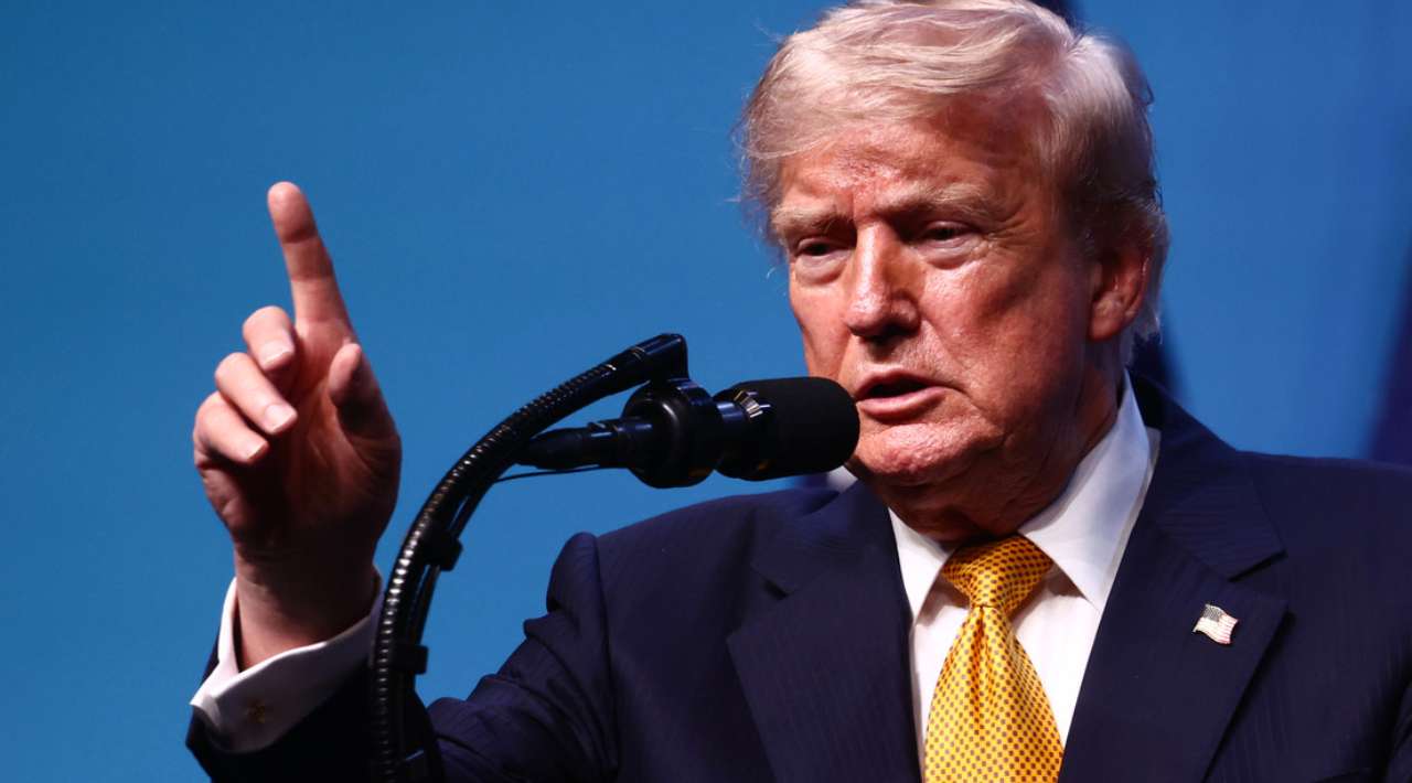 Trump advierte a Rusia y China sobre venta de armas a Irán