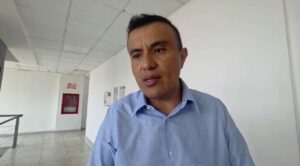 Isaac Pimentel confirma negociación con sindicato del Congreso por aumento salarial