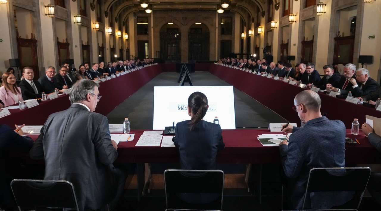 Claudia Sheinbaum se reúne con empresarios tras acuerdos del T-MEC