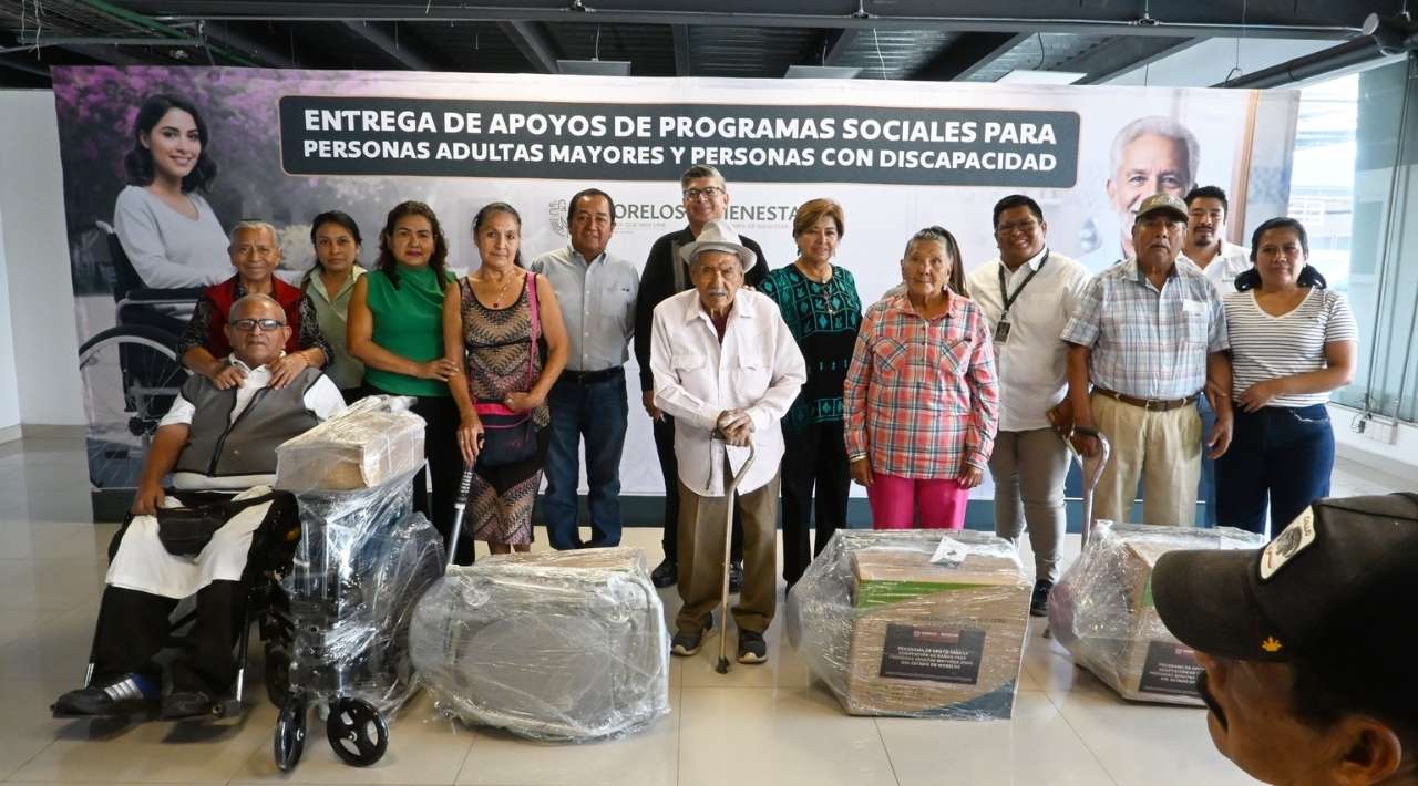 Fortalecen apoyos y programas para adultos mayores en Morelos con adaptaciones para el hogar y talleres