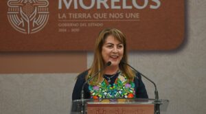 Avanza instalación de arcos carreteros y cámaras de videovigilancia al C5 para reforzar la seguridad en Morelos, informa gobernadora