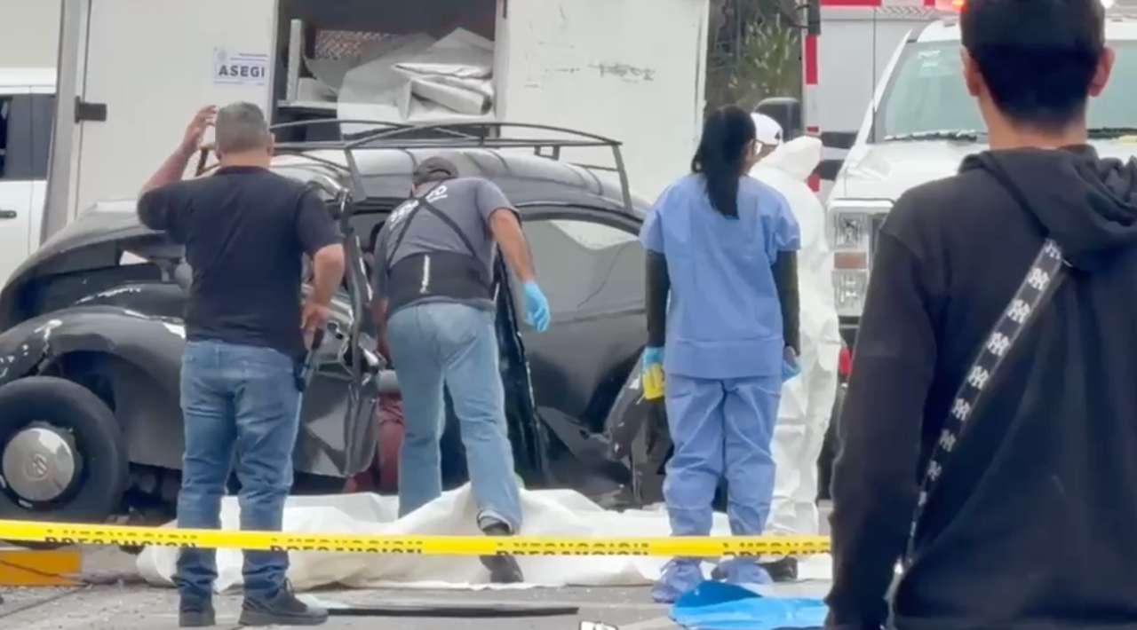 Automovilista pierde la vida tras aparatosa volcadura en el Paso Exprés a la altura de Chipitlán en Cuernavaca