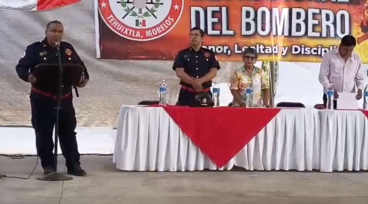 Celebra Tehuixtla la graduación de la sexta generación de Bomberos Voluntarios en el marco del Día del Bombero