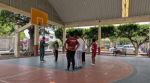 Ofrece el Indem talleres deportivos gratuitos de ajedrez, boxeo y básquetbol en el Parque Plan de Ayala de Cuautla