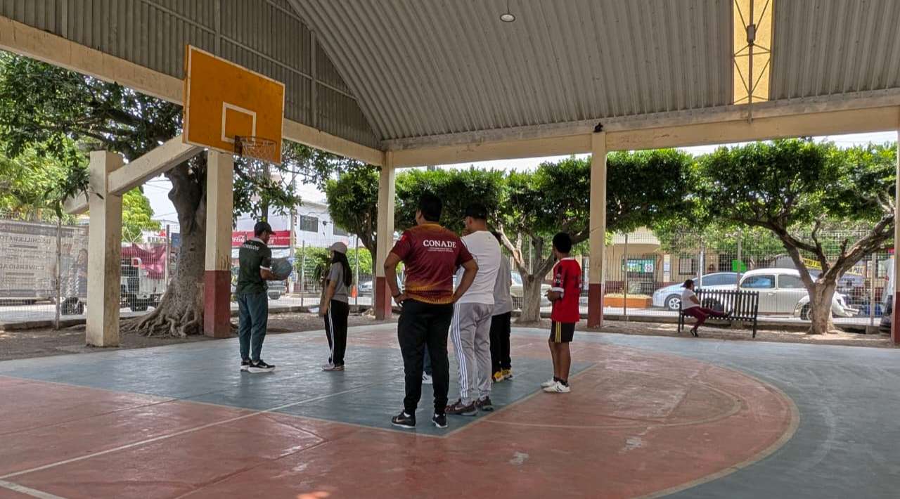 Ofrece el Indem talleres deportivos gratuitos de ajedrez, boxeo y básquetbol en el Parque Plan de Ayala de Cuautla