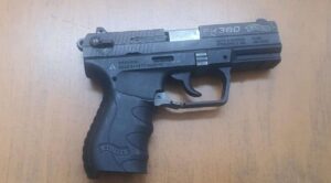 Detienen en Yecapixtla a un joven de 18 años por presunta violación a la Ley Federal de Armas de Fuego y Explosivos