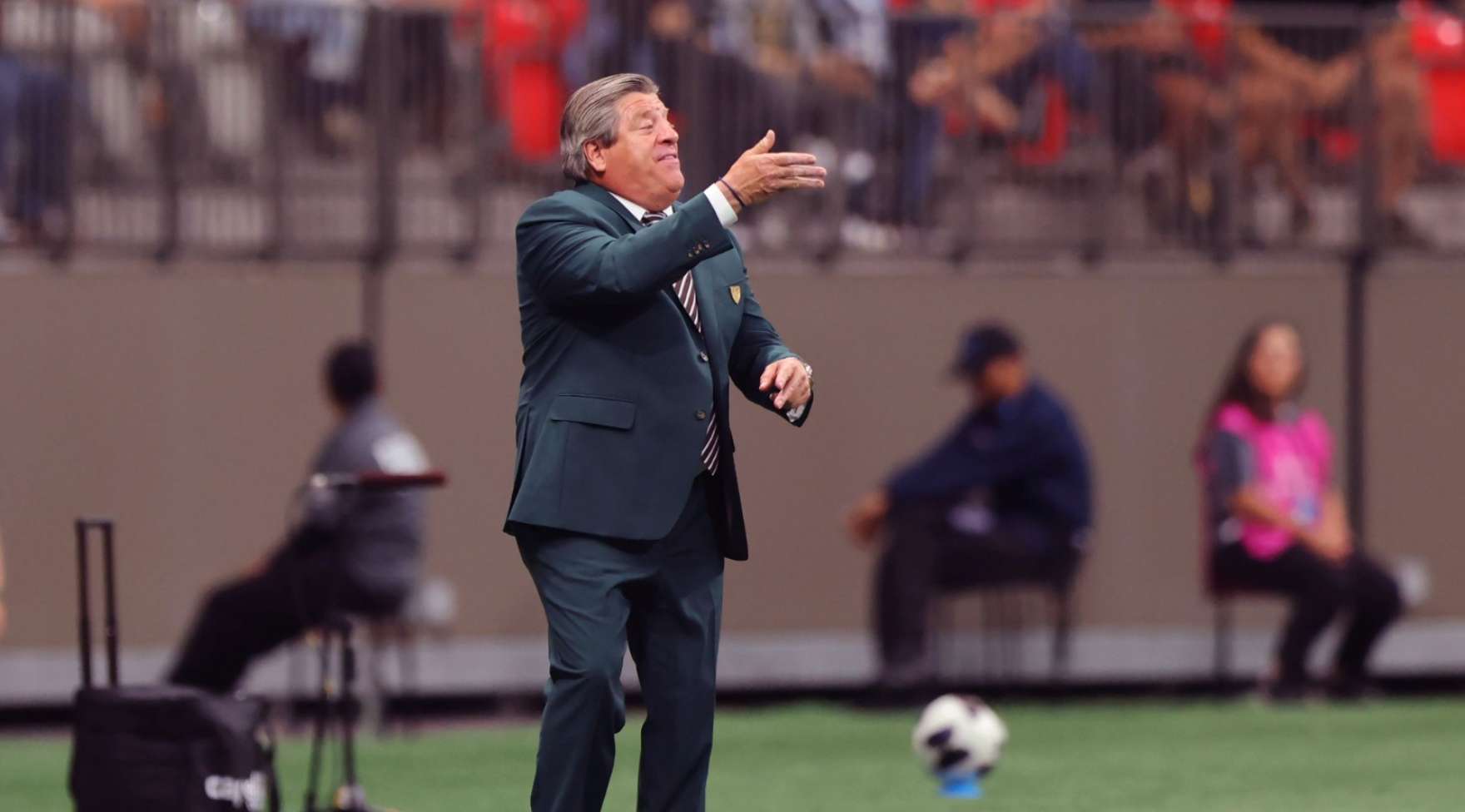 Miguel Herrera cuestiona el arbitraje y propone cambios en la Leagues Cup para lograr una competencia más justa entre Liga MX y MLS