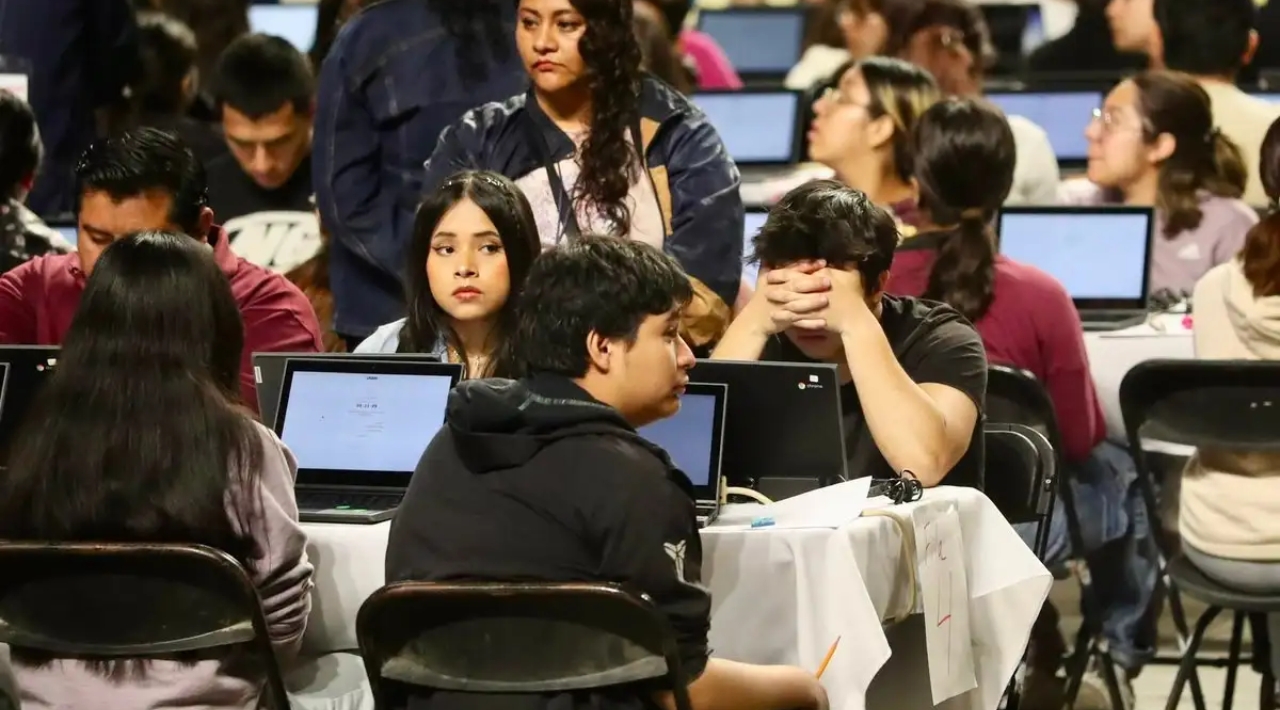 Arranca examen de control de la UNAM en CDMX; prevén 38 mil aspirantes