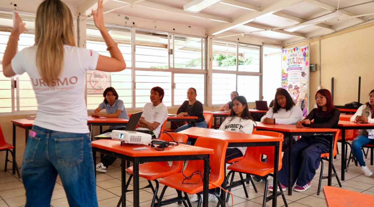 Prepara la Secretaría de Turismo de Morelos a anfitriones y prestadores de servicios de Cuautla con jornada de capacitación