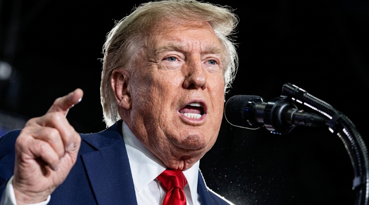 Trump anuncia arancel del 50% a vehículos, autopartes y acero de Canadá