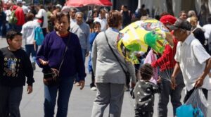 Pobreza laboral en México baja a 31.9% y aumentan los ingresos de los trabajadores