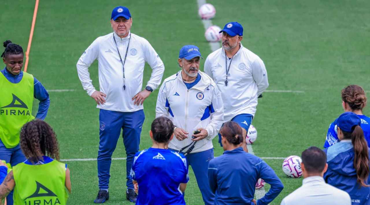 Raúl Gutiérrez toma las riendas de Cruz Azul Femenil