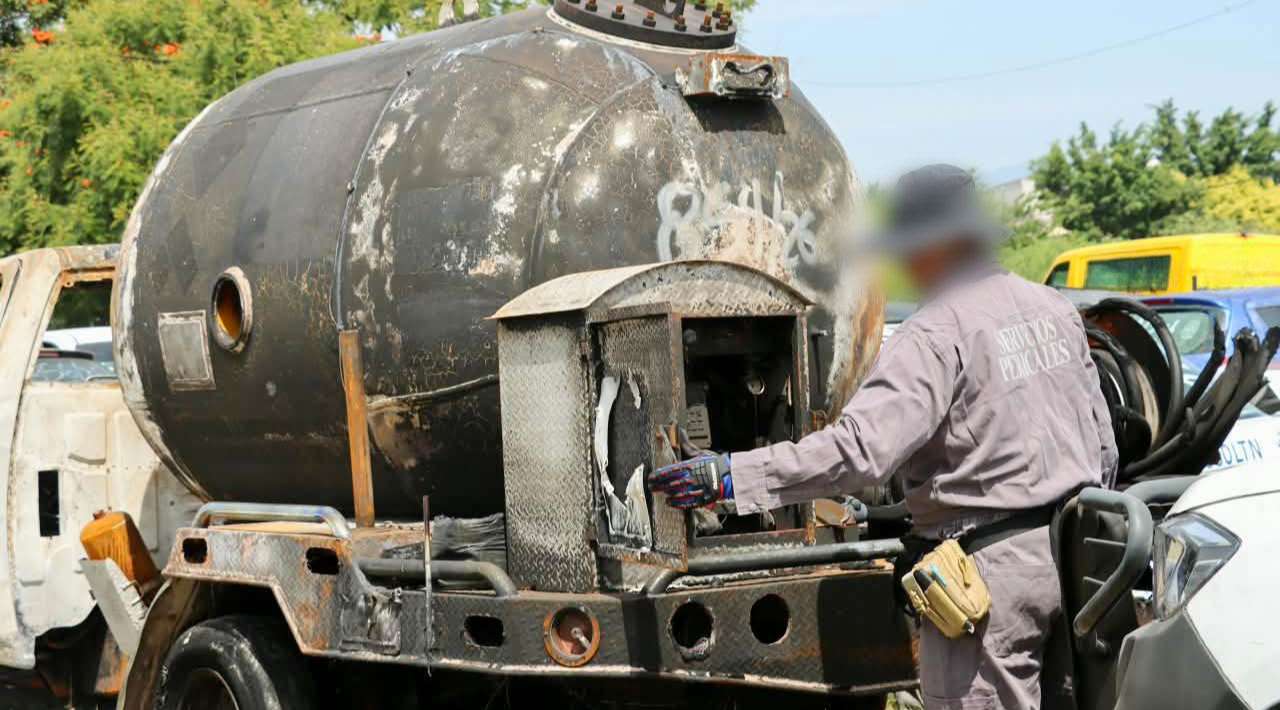 Fiscalía General de la República inicia peritajes especializados tras explosión de pipa de gas en la colonia Las Granjas de Cuernavaca