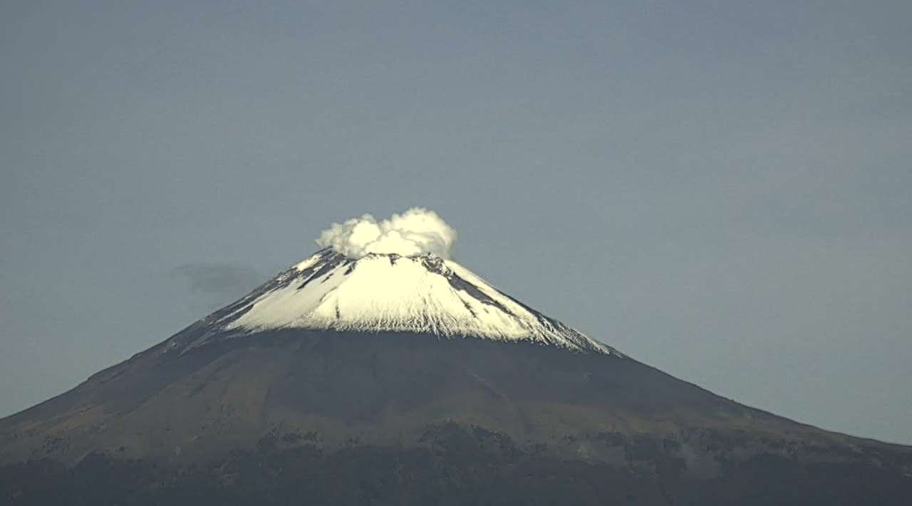 Mantiene el Popocatépetl semáforo en Amarillo Fase 2 tras registro de exhalaciones y sismo volcanotectónico