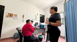 Facilita el Instituto de Crédito de Morelos servicios preventivos de salud a jubilados en la Casa de Día El Tabachín