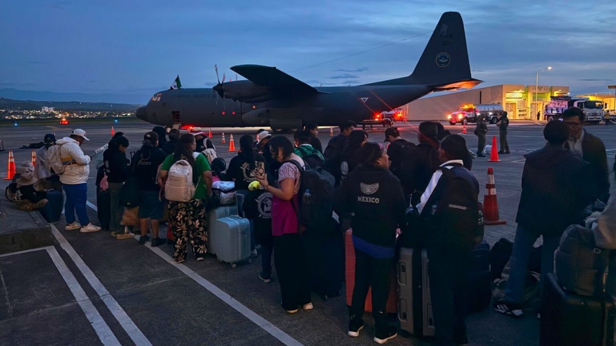 Gobierno de México repatria a 36 connacionales afectados por el terremoto en Colombia a bordo de aeronave de la Fuerza Aérea